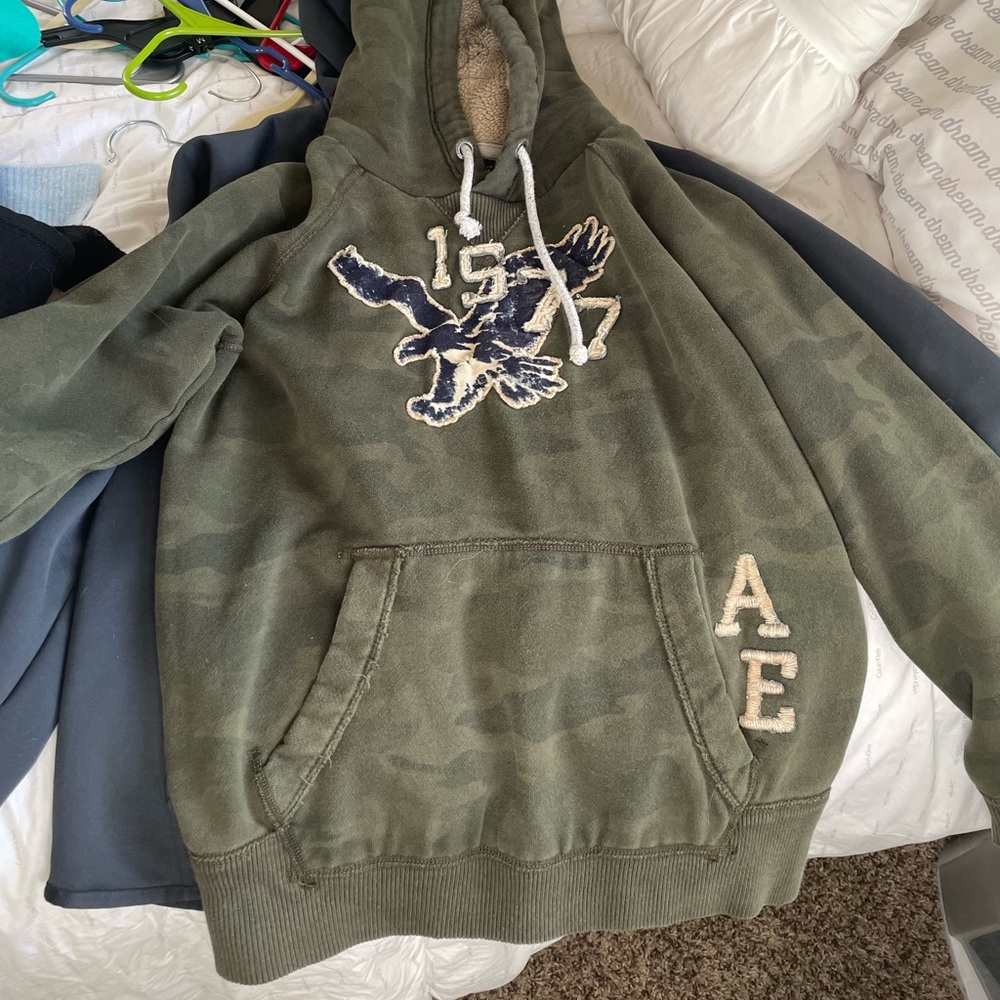 American Eagle mens Camo hoodie
